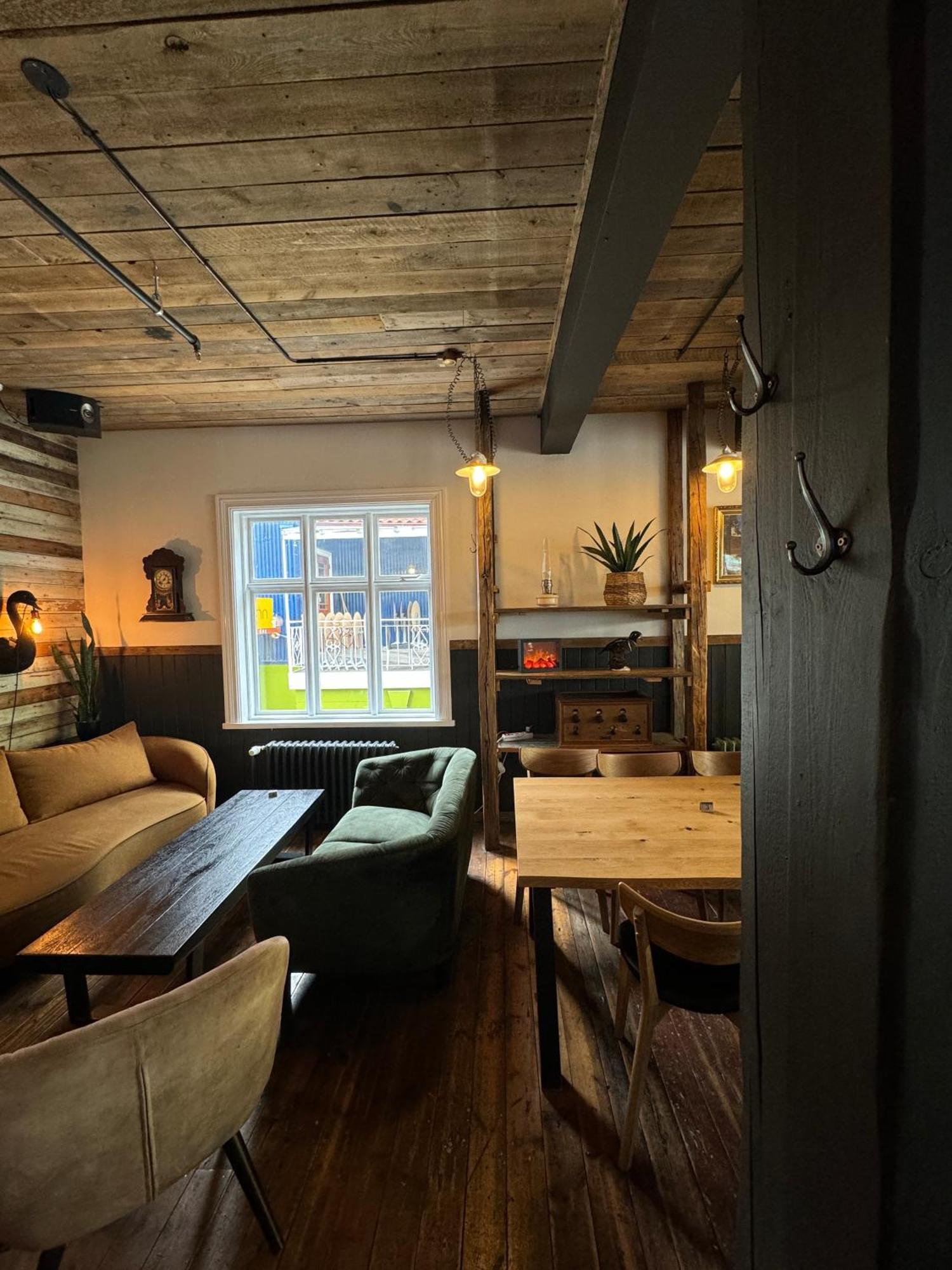Akureyri Backpackers Hostel Εξωτερικό φωτογραφία